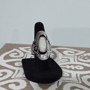 Elegant Silver and White Ring